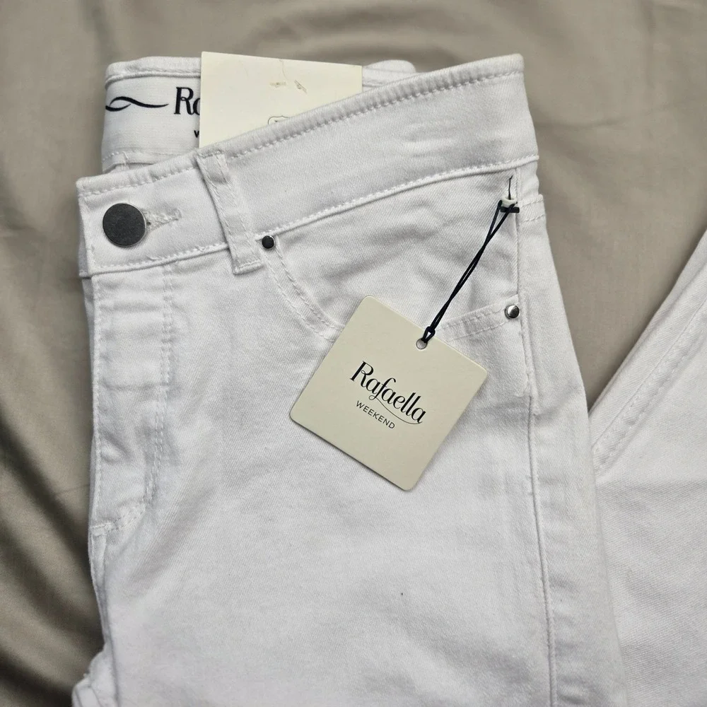 Rafaella‎ Weekend White Denim Jeans High Rise Straight Leg Womens Size 4P NWT